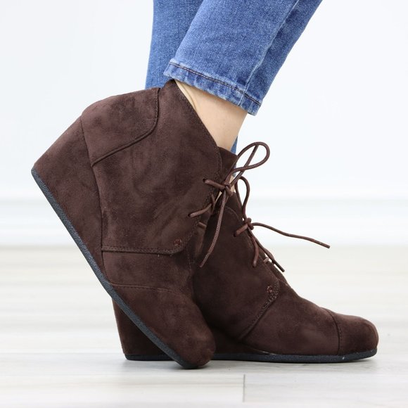 Brown Ankle Boots Wedge Heel Faux Suede Round Toe Lace Up - Picture 5 of 12